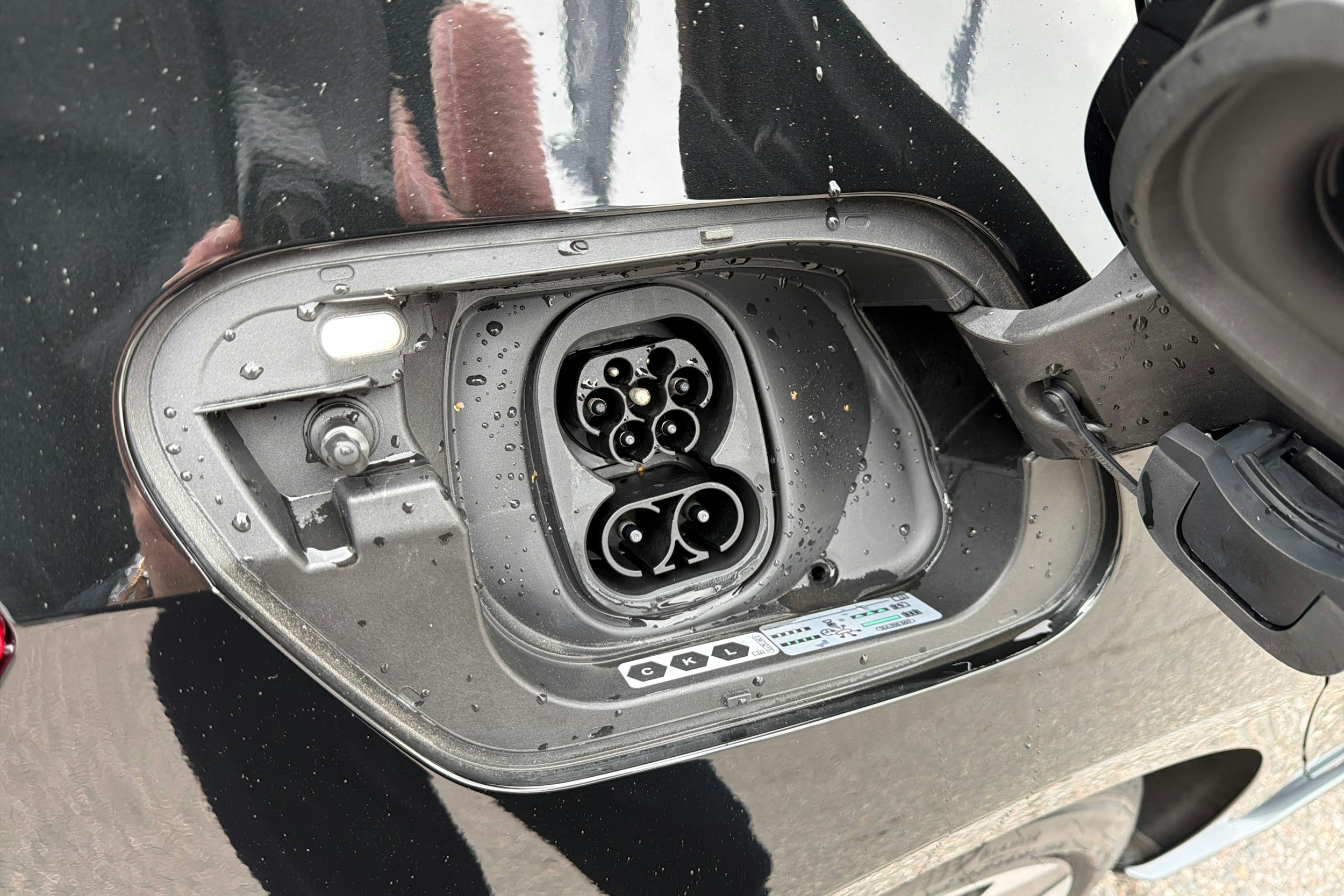 musta CUPRA Born 2025 kuva 15.