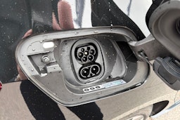 musta CUPRA Born 2025 kuva 15.