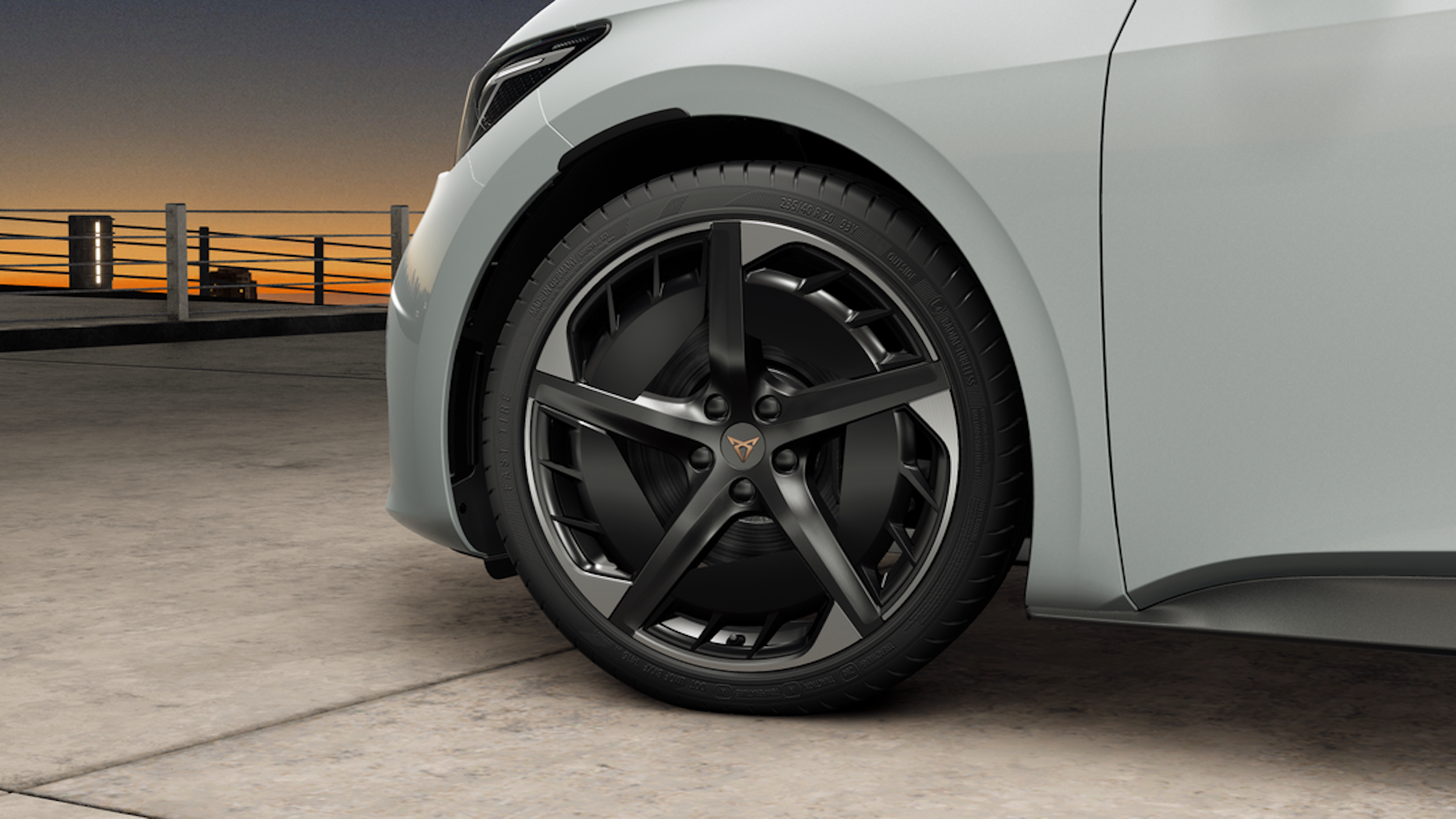 Glacial white CUPRA Born 2026 kuva 6.