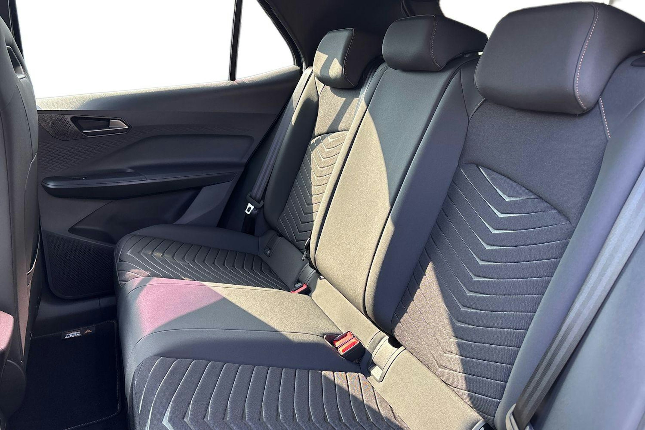 sininen CUPRA Born 2026 kuva 8.