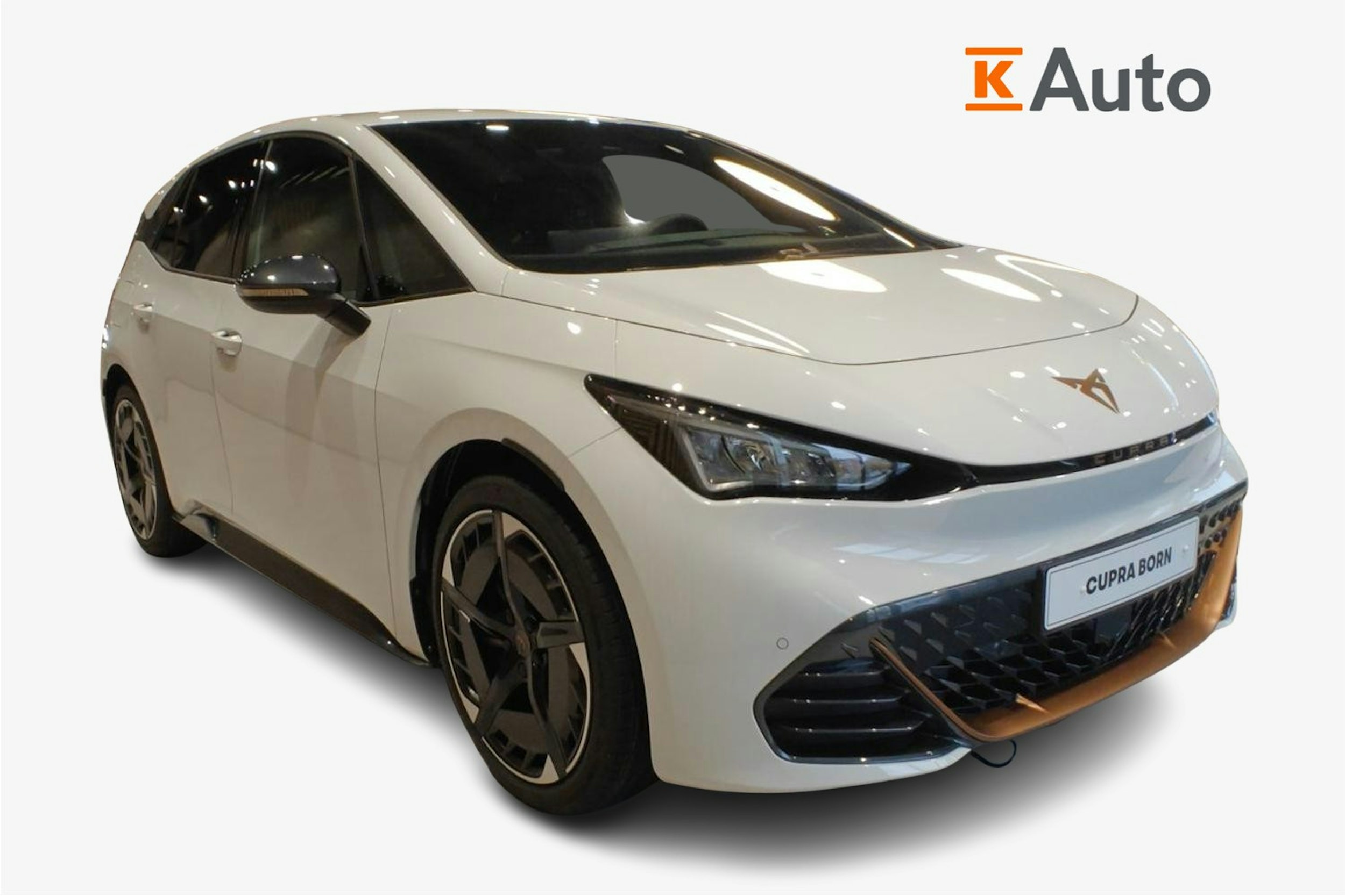 valkoinen CUPRA Born 2026 kuva 1.