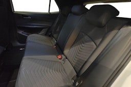 valkoinen CUPRA Born 2026 kuva 8.