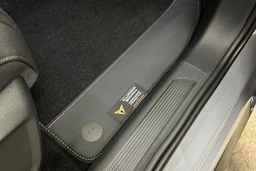 harmaa CUPRA Born 2026 kuva 11.