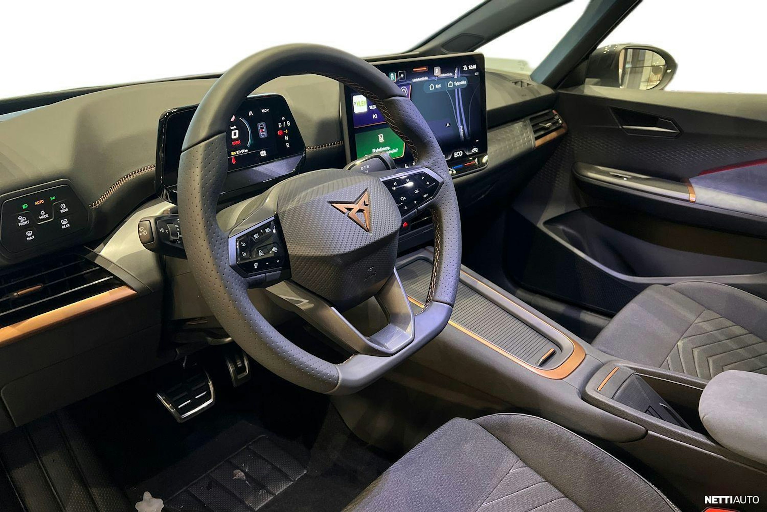 met. valkoinen CUPRA Born 2026 kuva 7.