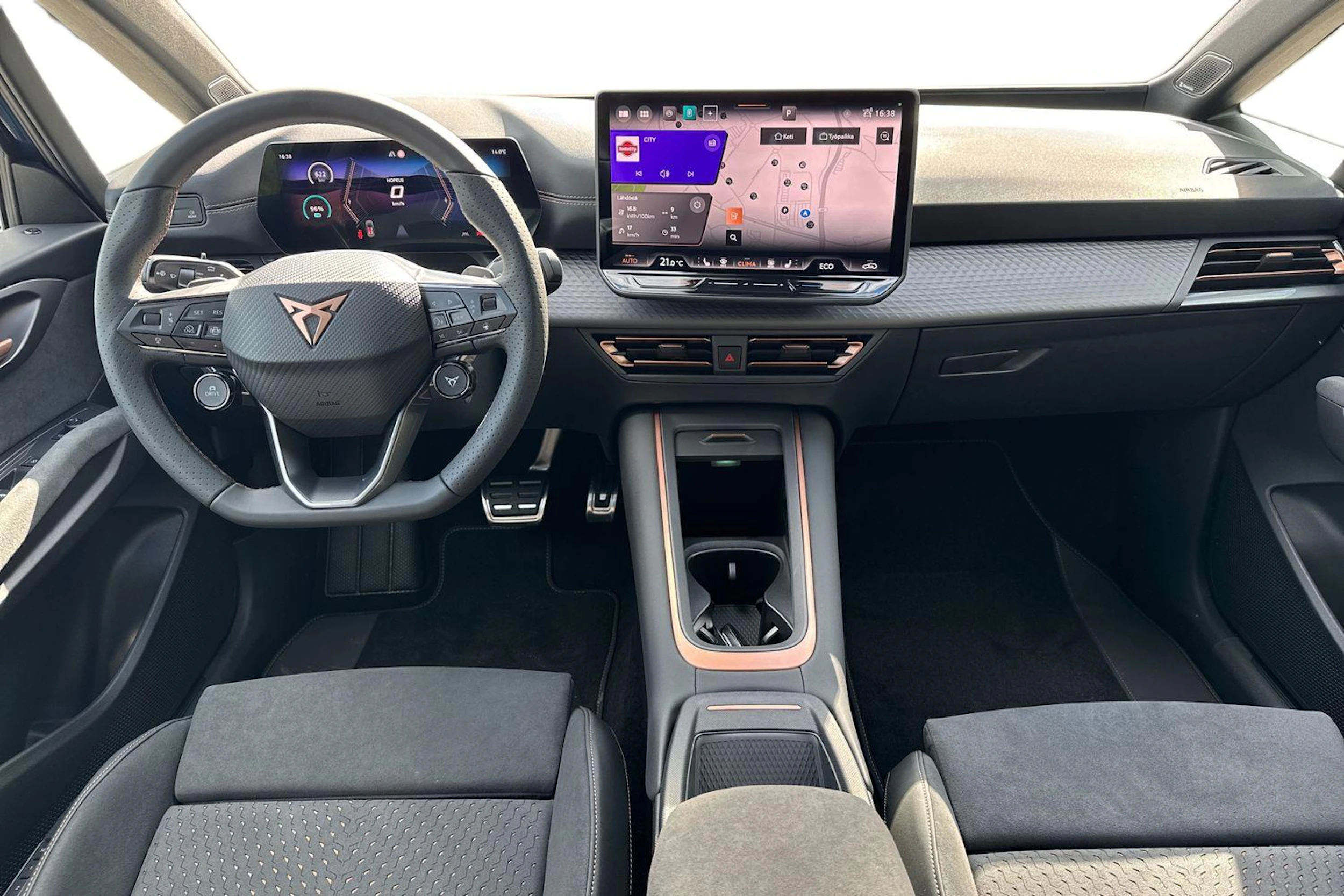 sininen CUPRA Born 2026 kuva 7.