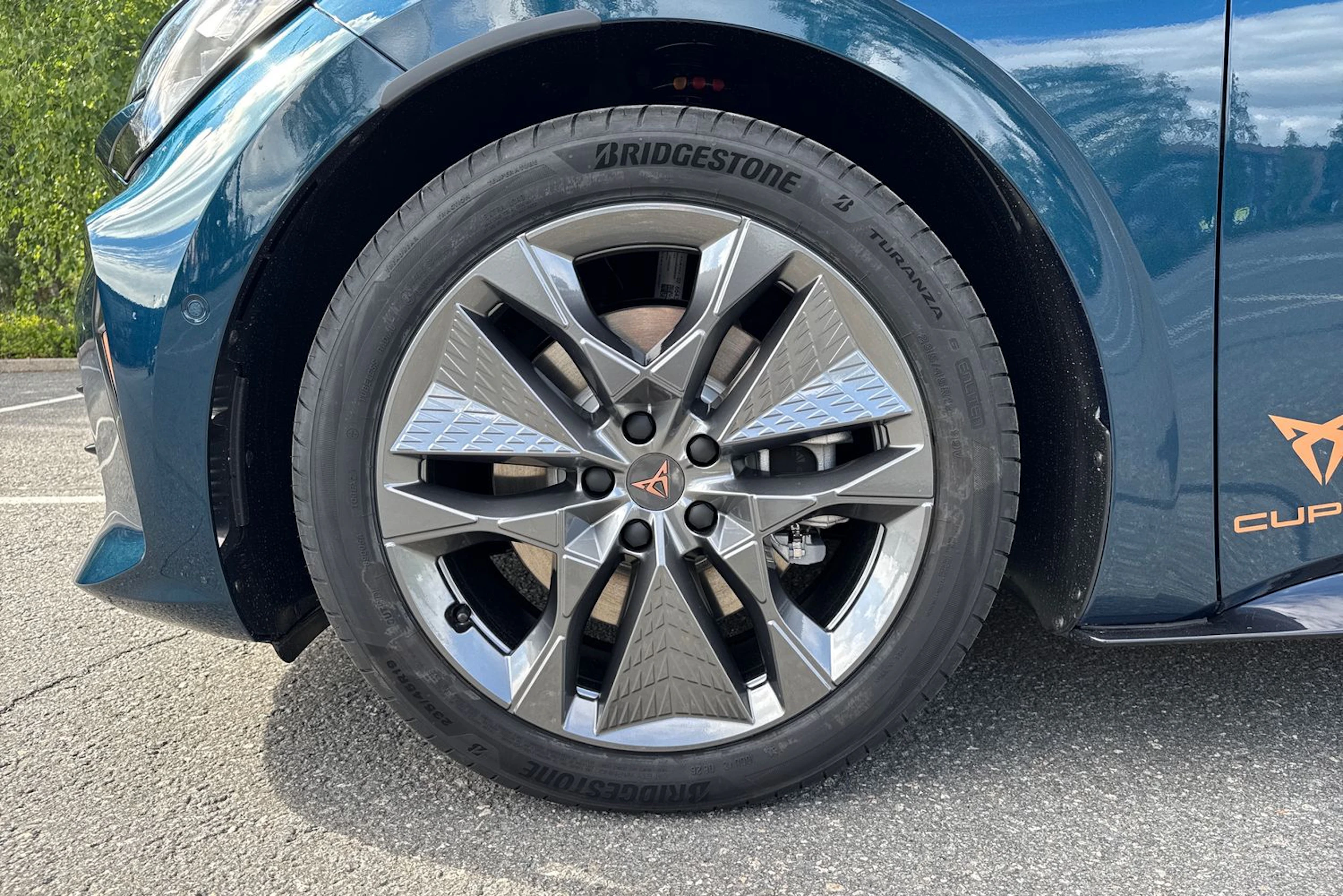 sininen CUPRA Born 2026 kuva 10.