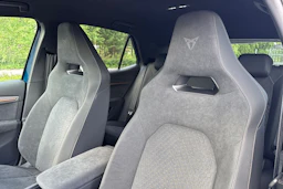sininen CUPRA Born 2026 kuva 20.