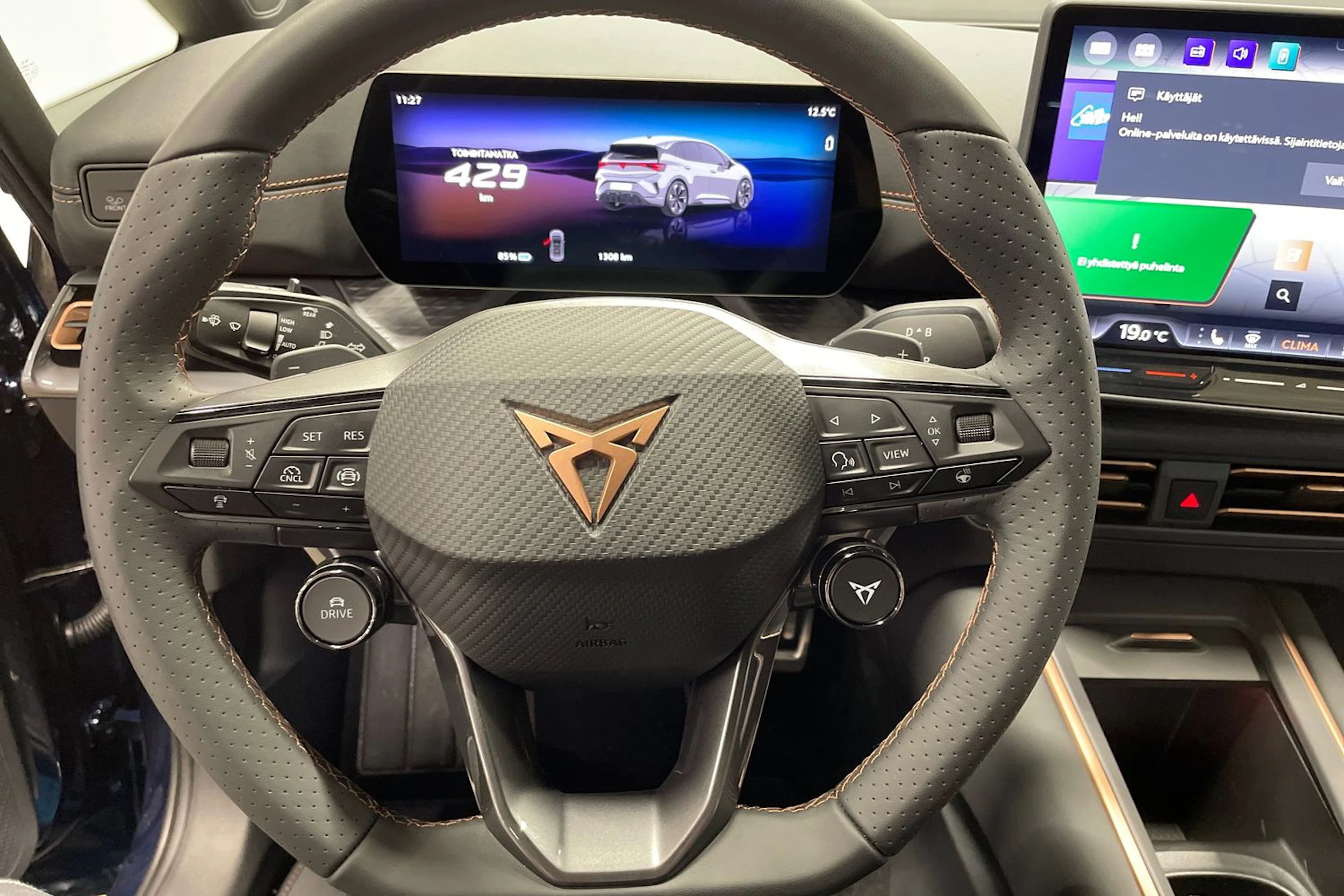 met. sininen CUPRA Born 2026 kuva 12.