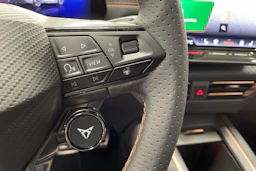 met. sininen CUPRA Born 2026 kuva 14.