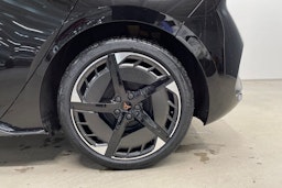 met. musta CUPRA Born 2026 kuva 10.