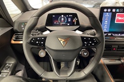 met. musta CUPRA Born 2026 kuva 12.