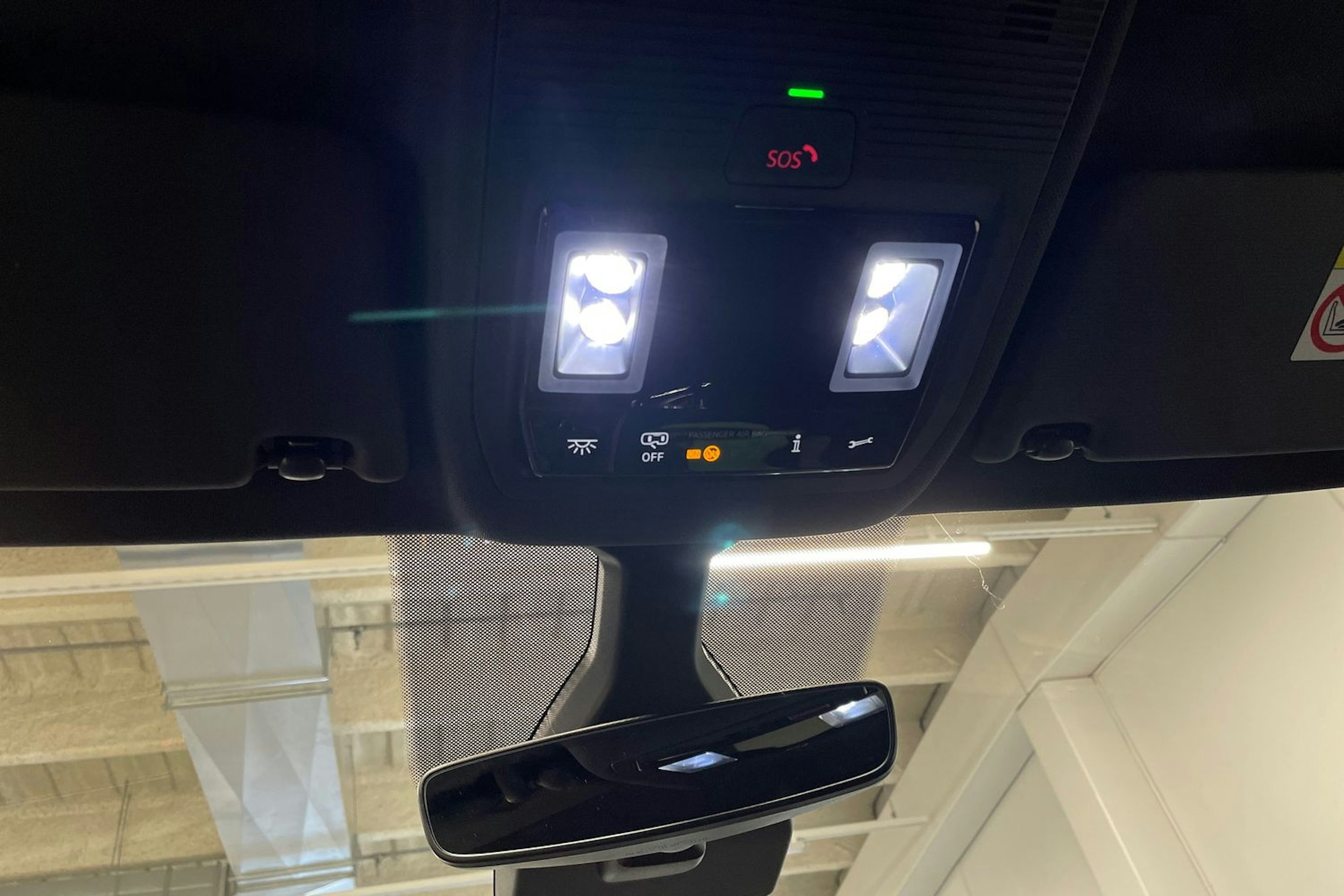 met. musta CUPRA Born 2026 kuva 15.