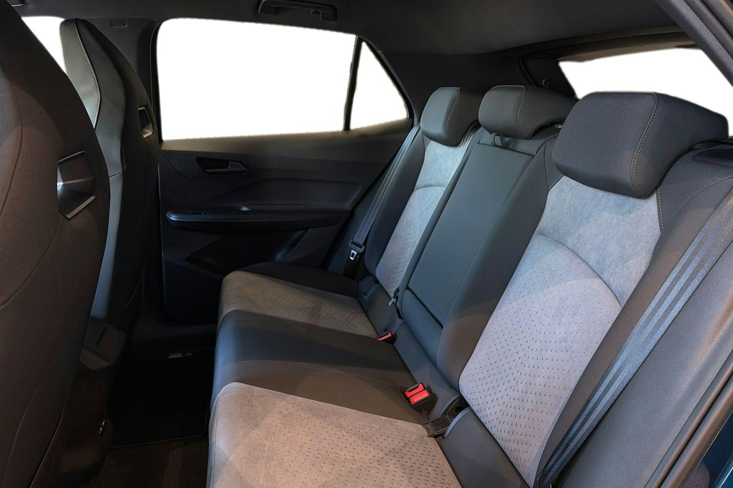 met. sininen CUPRA Born 2026 kuva 8.