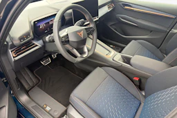 sininen CUPRA Born 2026 kuva 5.