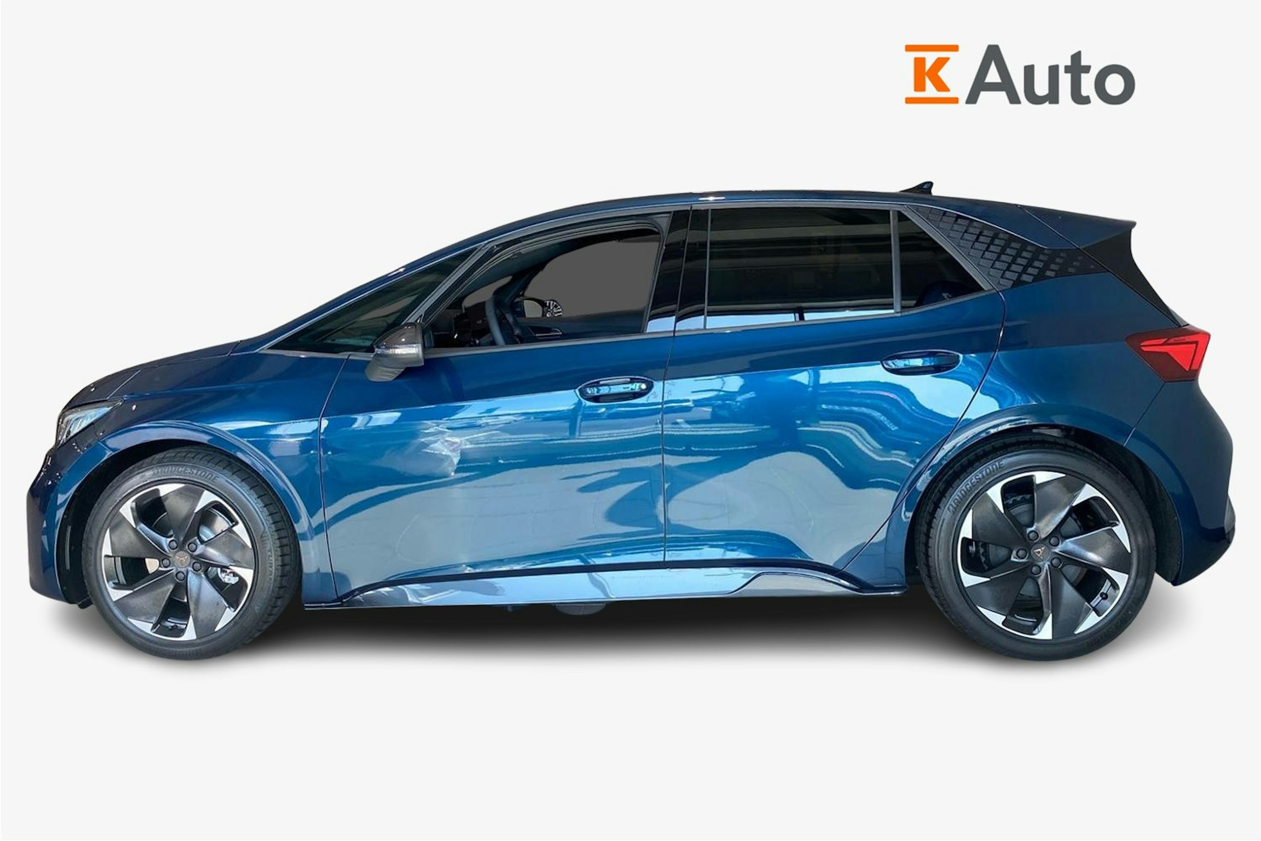 sininen CUPRA Born 2026 kuva 5.