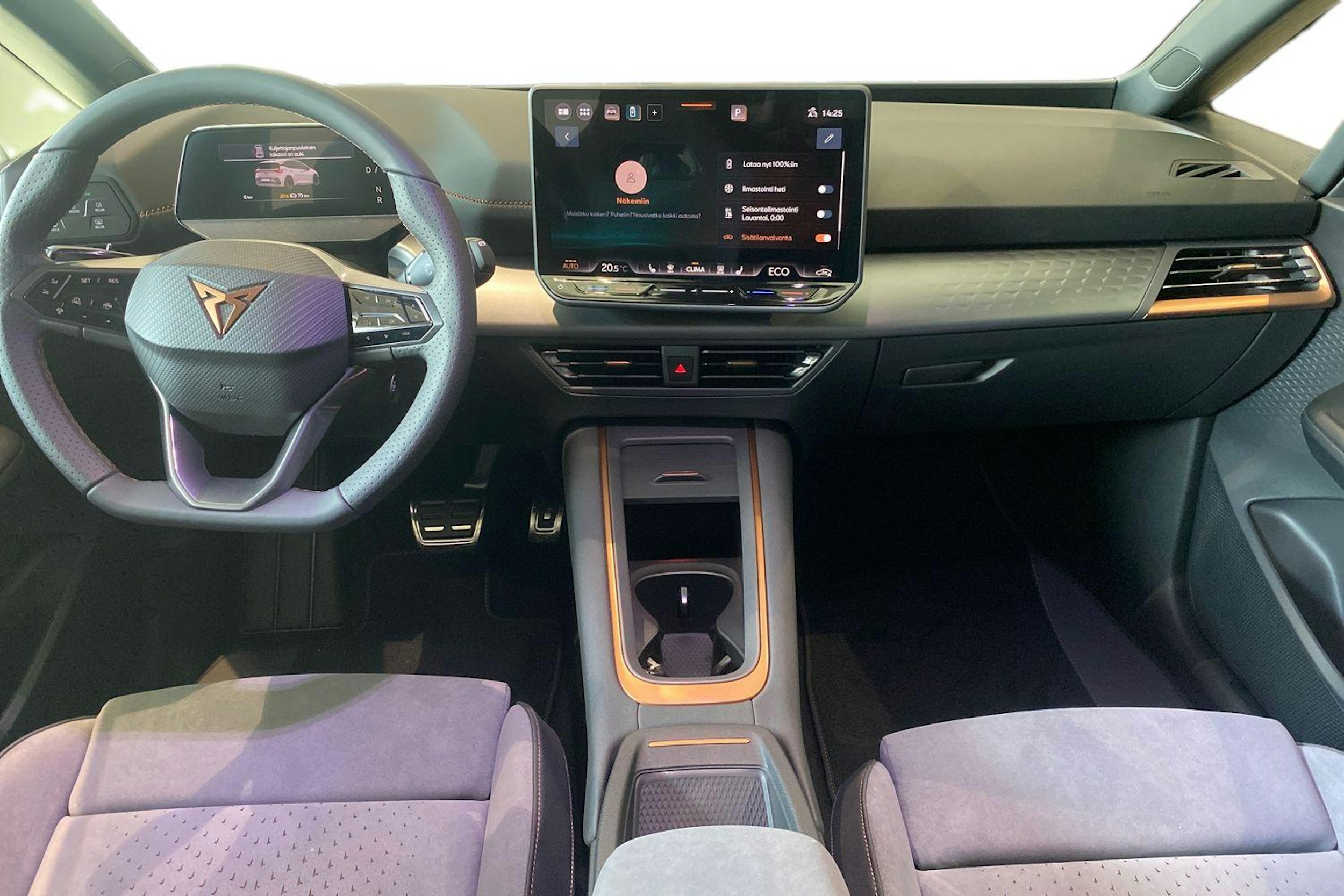 sininen CUPRA Born 2026 kuva 7.