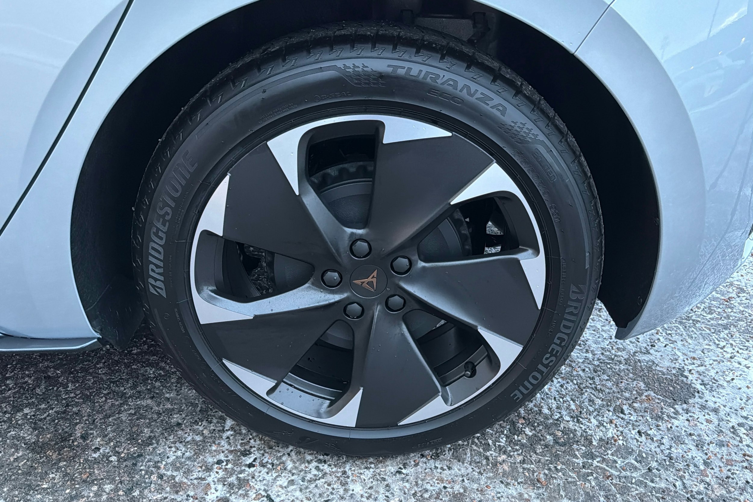 harmaa CUPRA Born 2026 kuva 10.