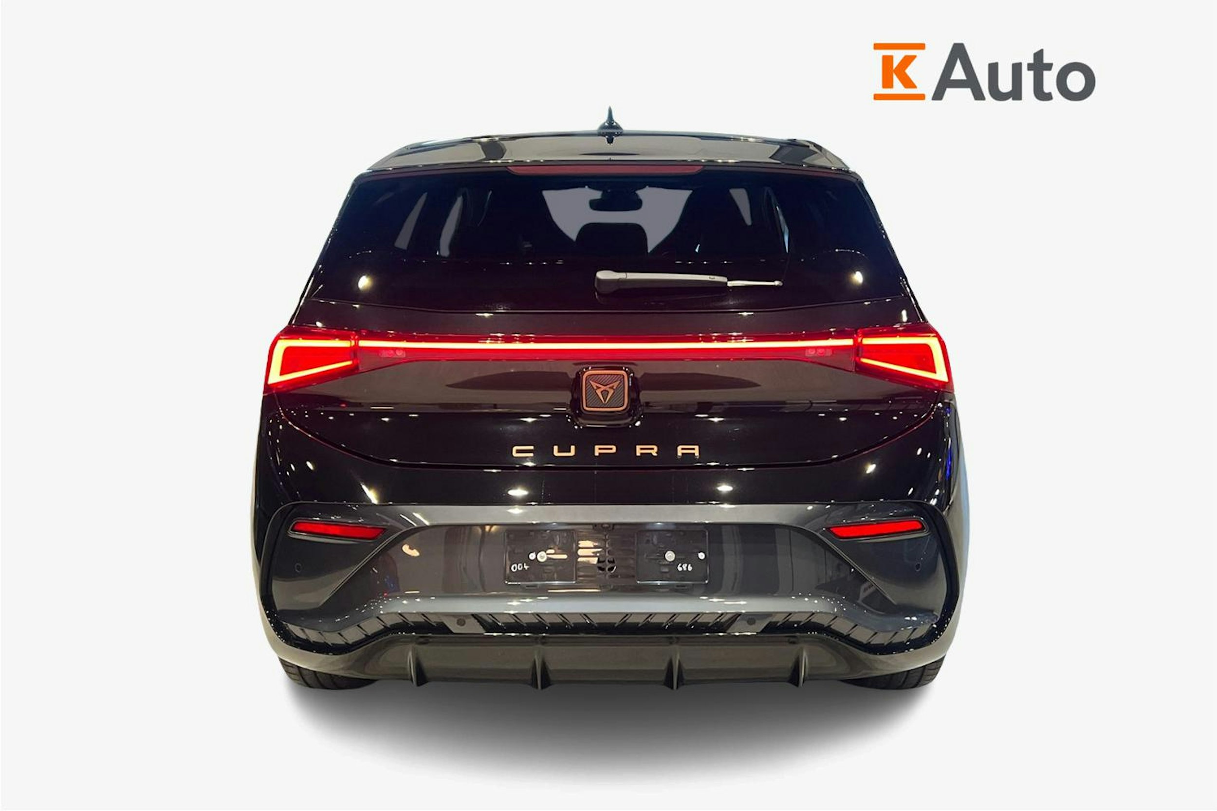 met. musta CUPRA Born 2026 kuva 3.