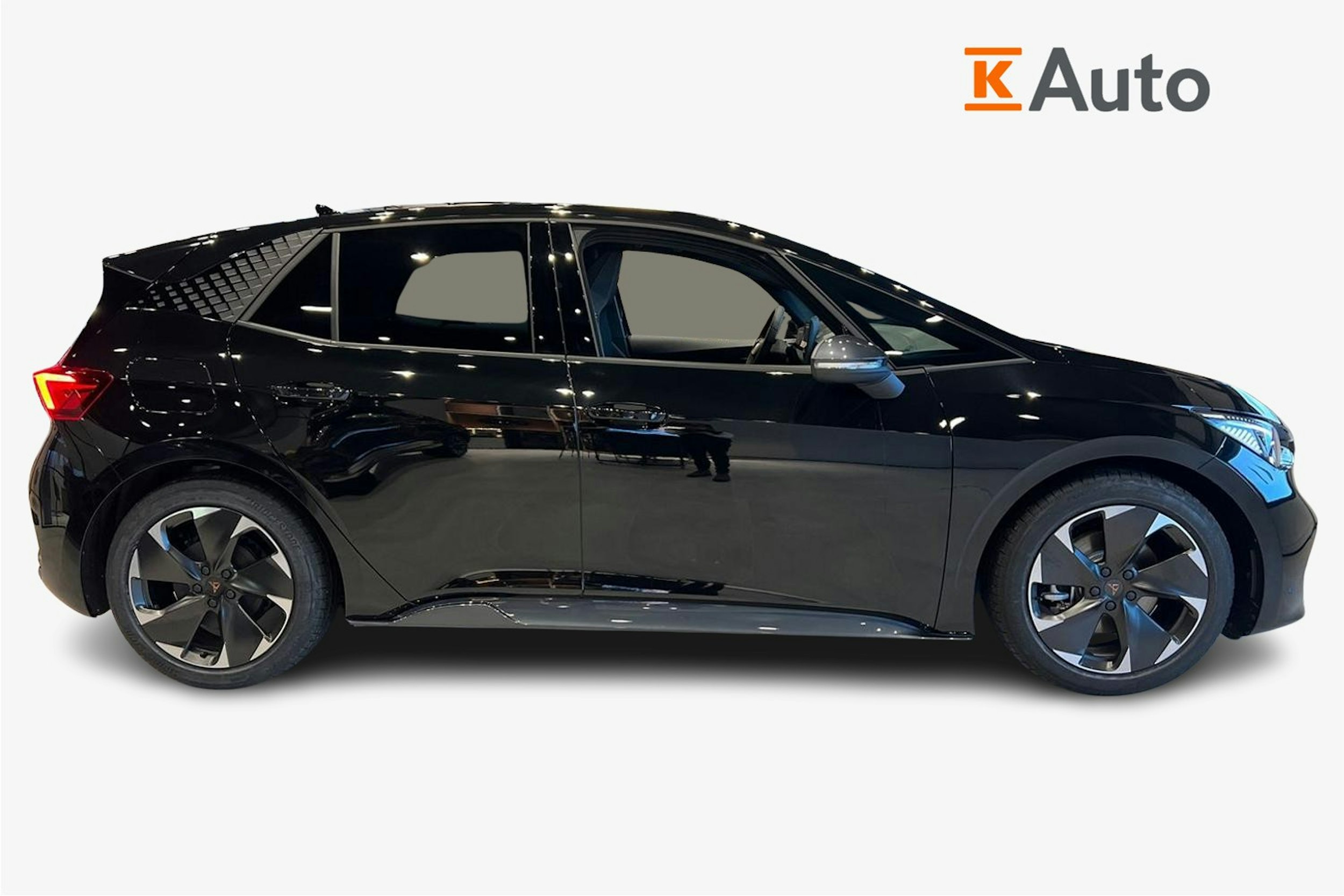 met. musta CUPRA Born 2026 kuva 5.