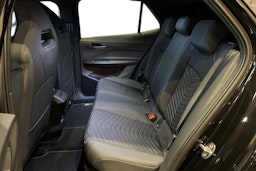 met. musta CUPRA Born 2026 kuva 8.