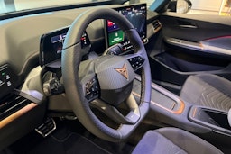 met. musta CUPRA Born 2026 kuva 11.