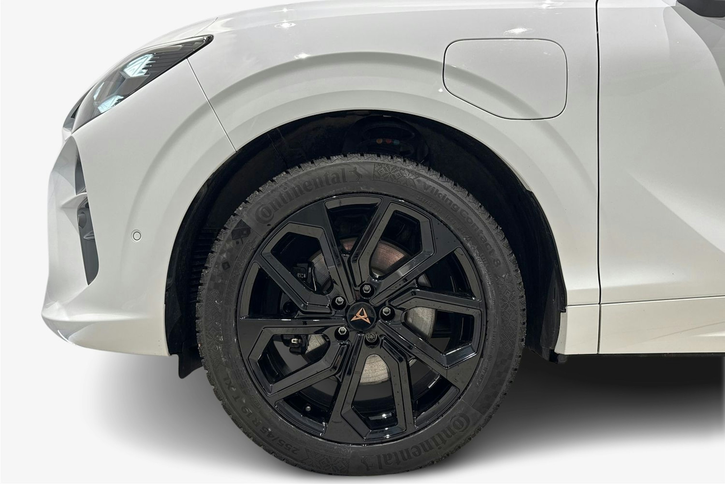 met. Valkoinen CUPRA Terramar 2025 kuva 9.