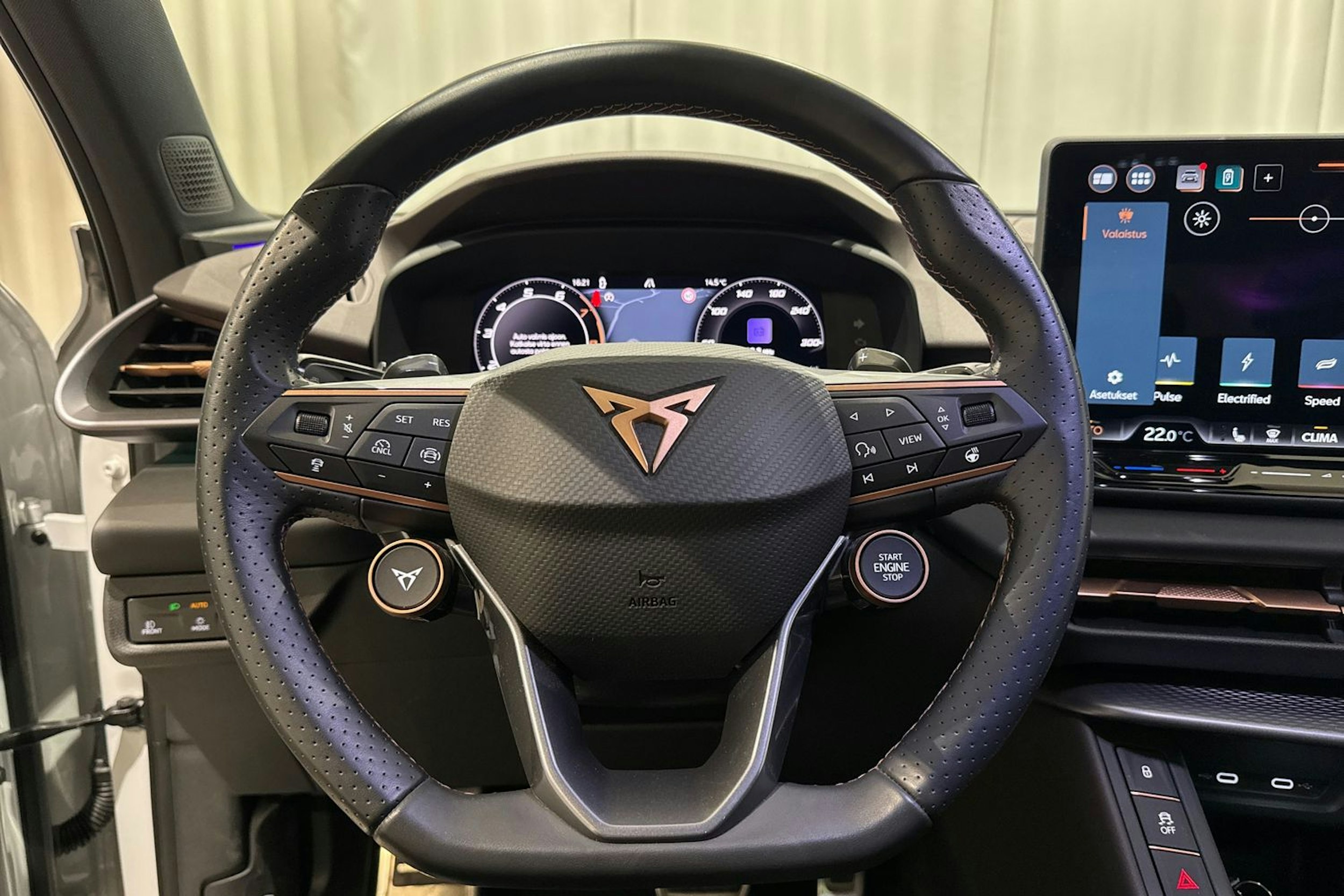 met. Valkoinen CUPRA Terramar 2025 kuva 23.