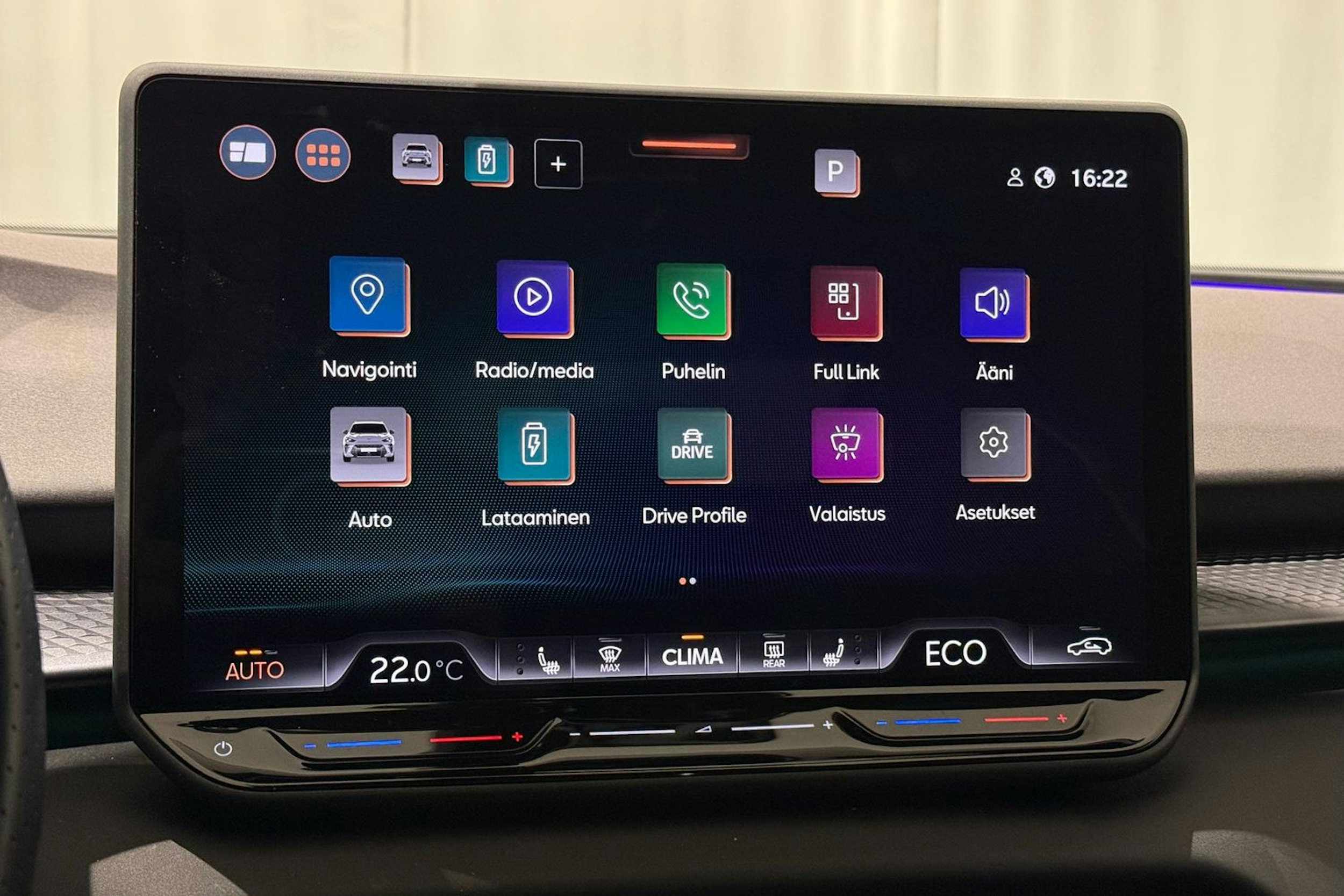 met. Valkoinen CUPRA Terramar 2025 kuva 25.