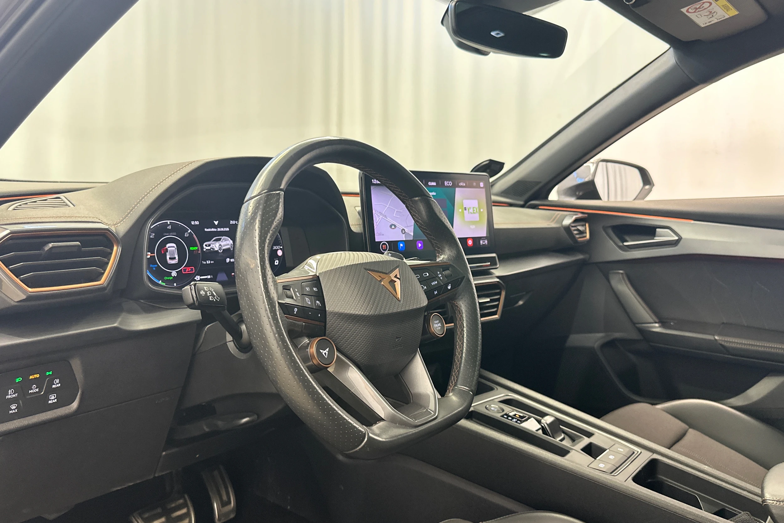 harmaa CUPRA Formentor 2021 kuva 10.