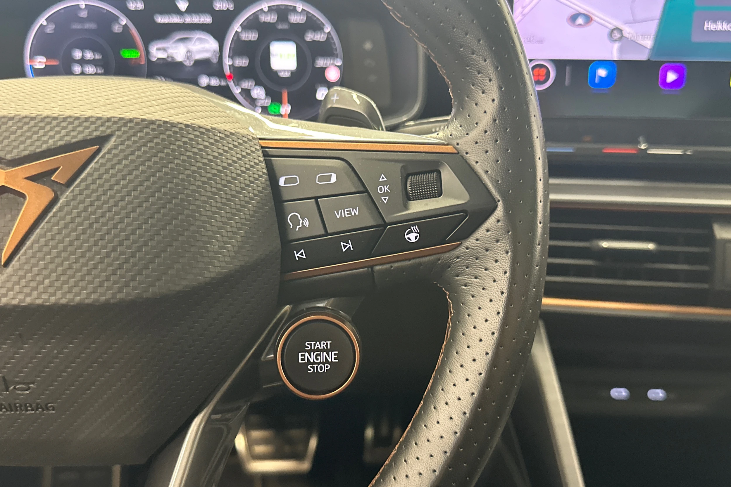 harmaa CUPRA Formentor 2021 kuva 14.