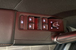 harmaa CUPRA Formentor 2021 kuva 16.