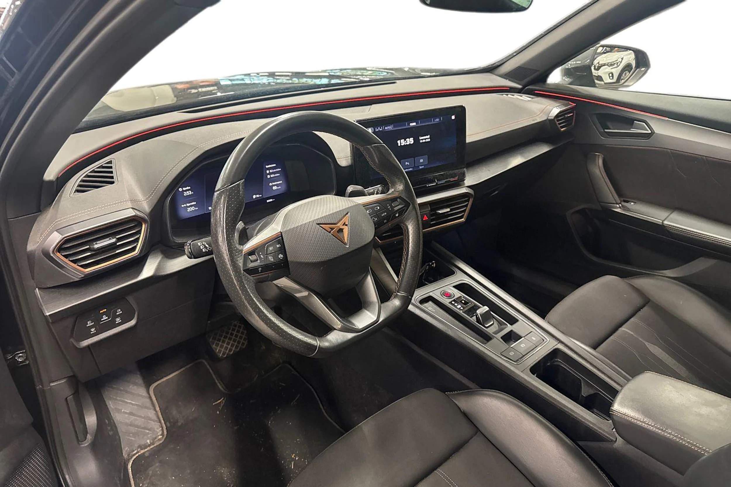 musta CUPRA Formentor 2021 kuva 3.