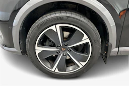 musta CUPRA Formentor 2021 kuva 9.