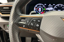 musta CUPRA Formentor 2021 kuva 16.