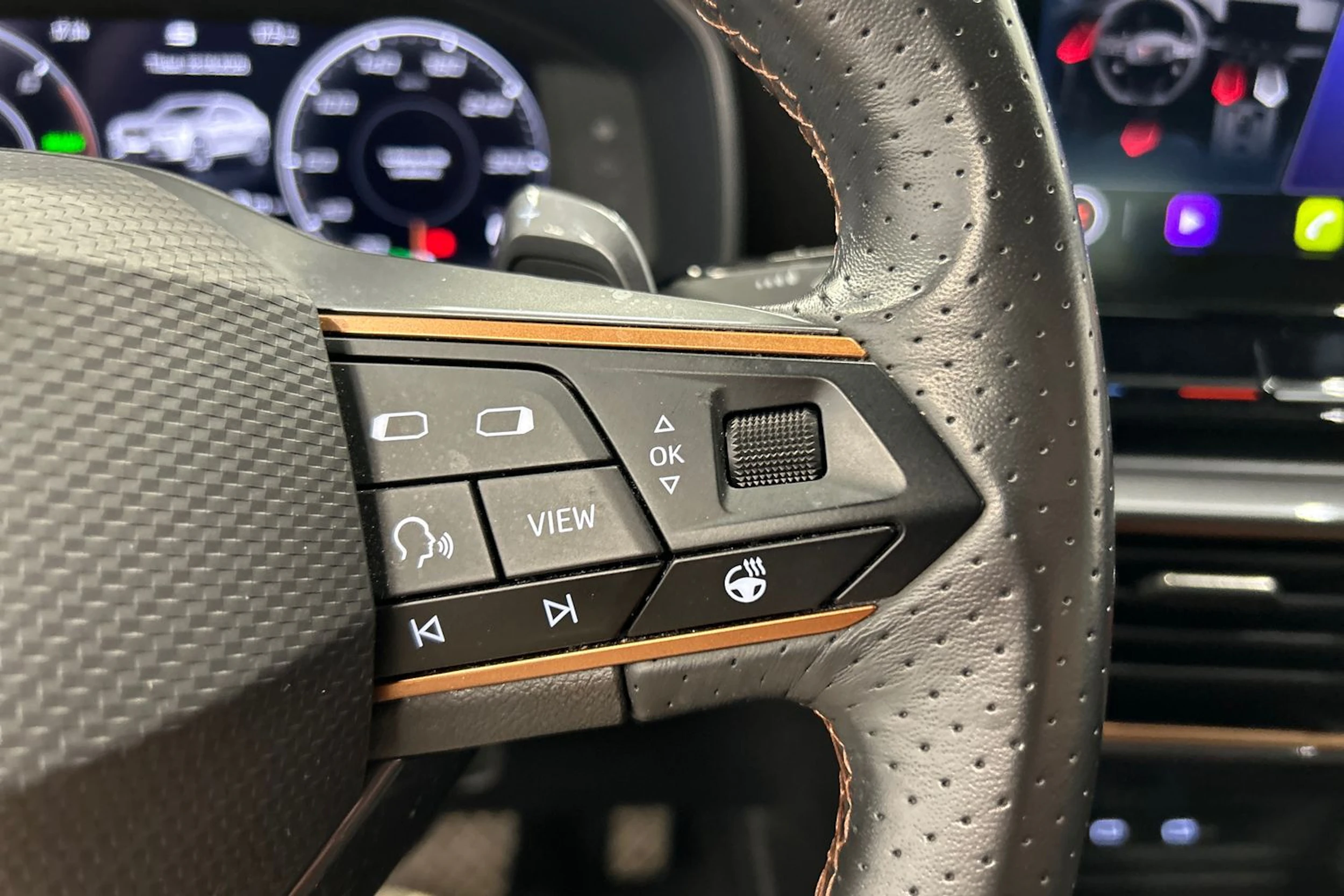musta CUPRA Formentor 2021 kuva 17.
