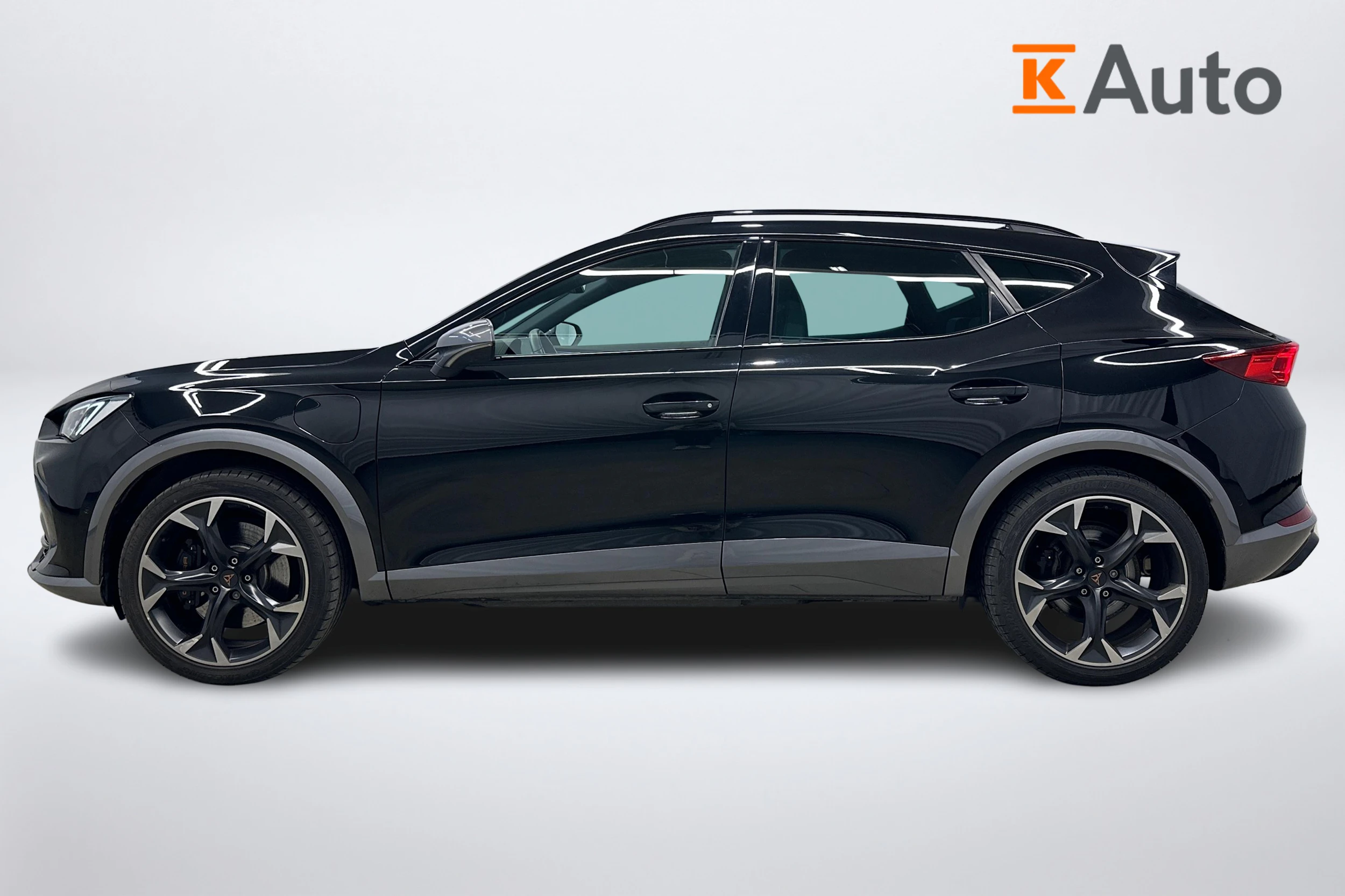 musta CUPRA Formentor 2021 kuva 7.