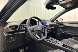 musta CUPRA Formentor 2021 kuva 13.