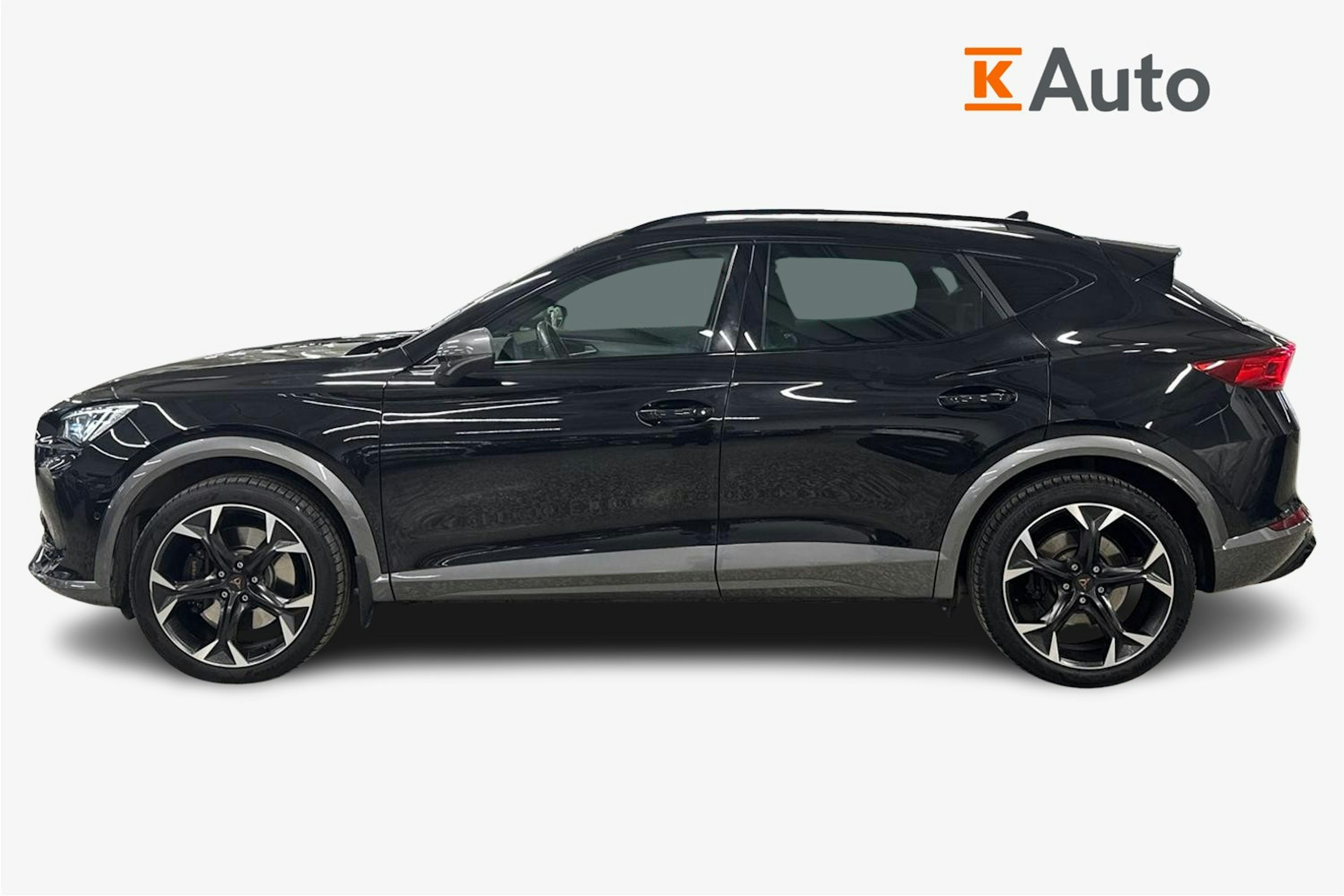 Musta CUPRA Formentor 2021 kuva 6.