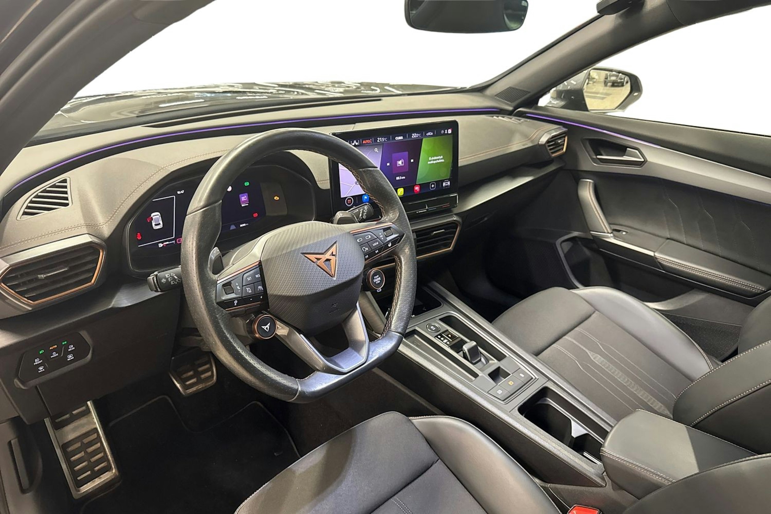 Musta CUPRA Formentor 2021 kuva 7.