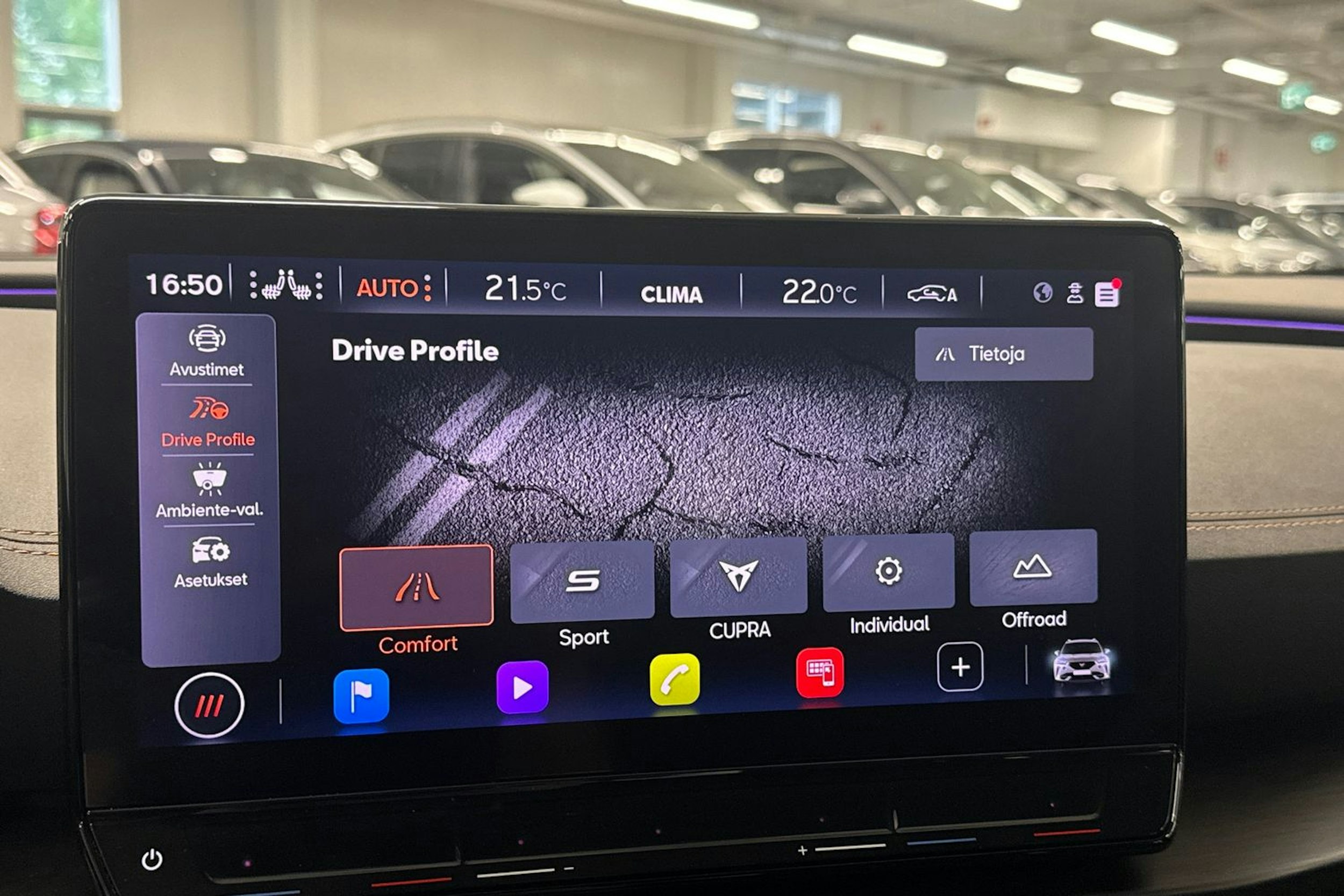 Musta CUPRA Formentor 2021 kuva 16.