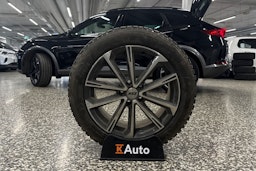 Musta CUPRA Formentor 2021 kuva 36.