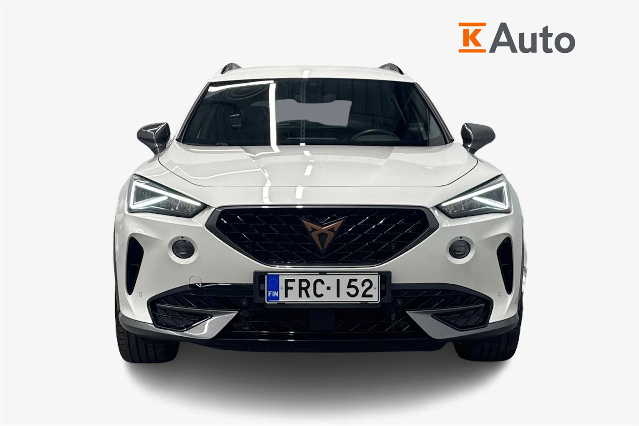 valkoinen CUPRA Formentor 2021 kuva 5.
