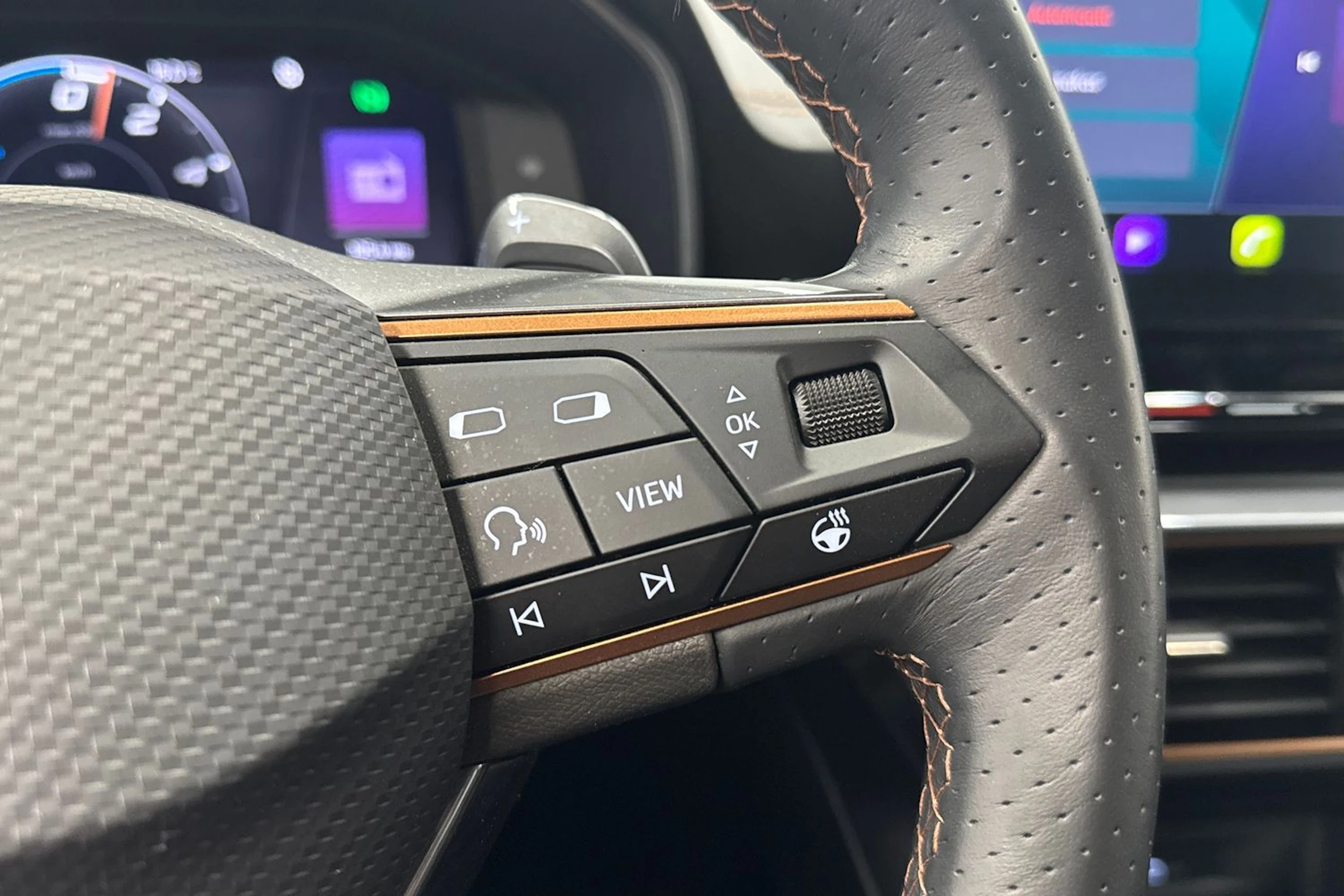 valkoinen CUPRA Formentor 2021 kuva 20.