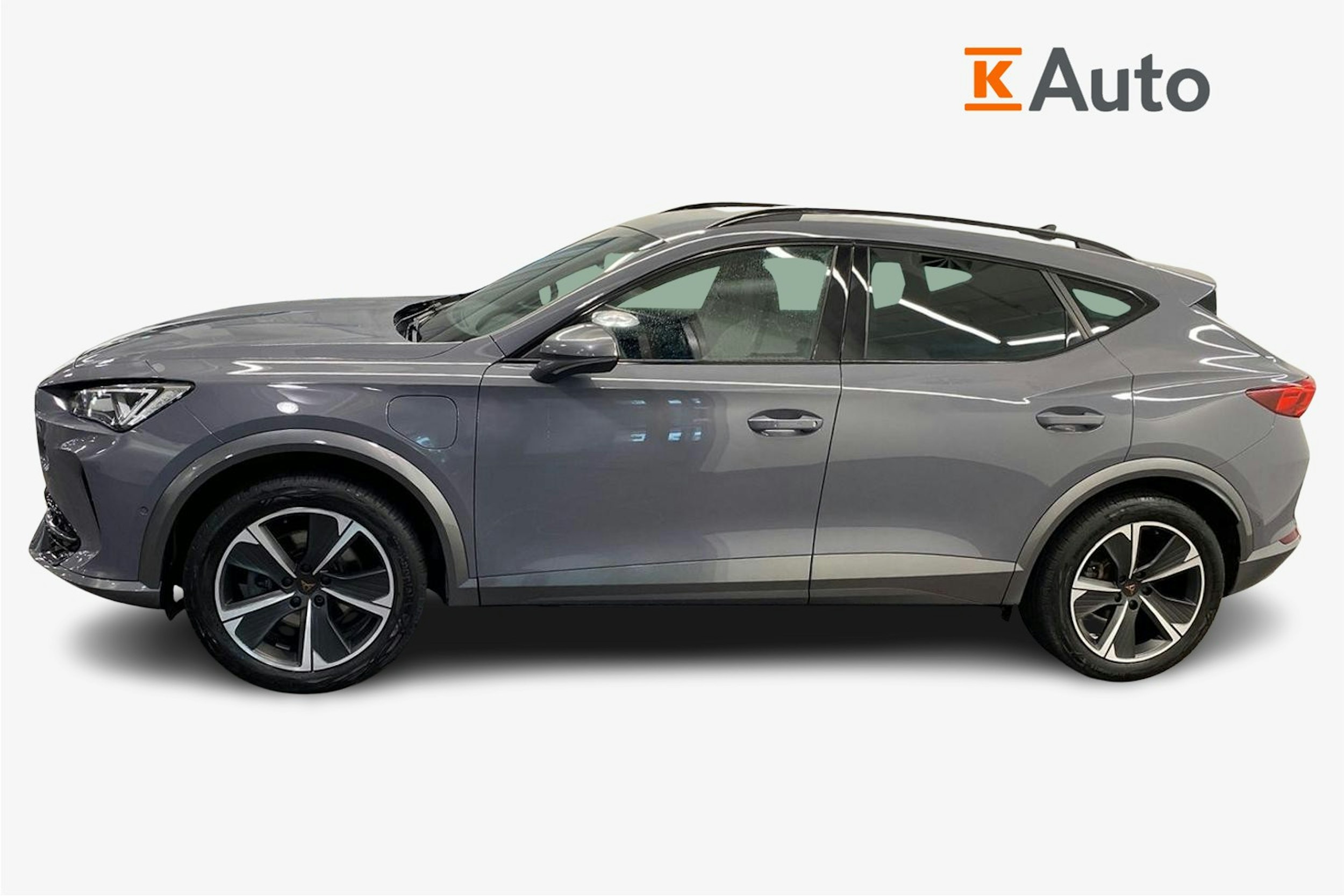 Harmaa CUPRA Formentor 2021 kuva 5.