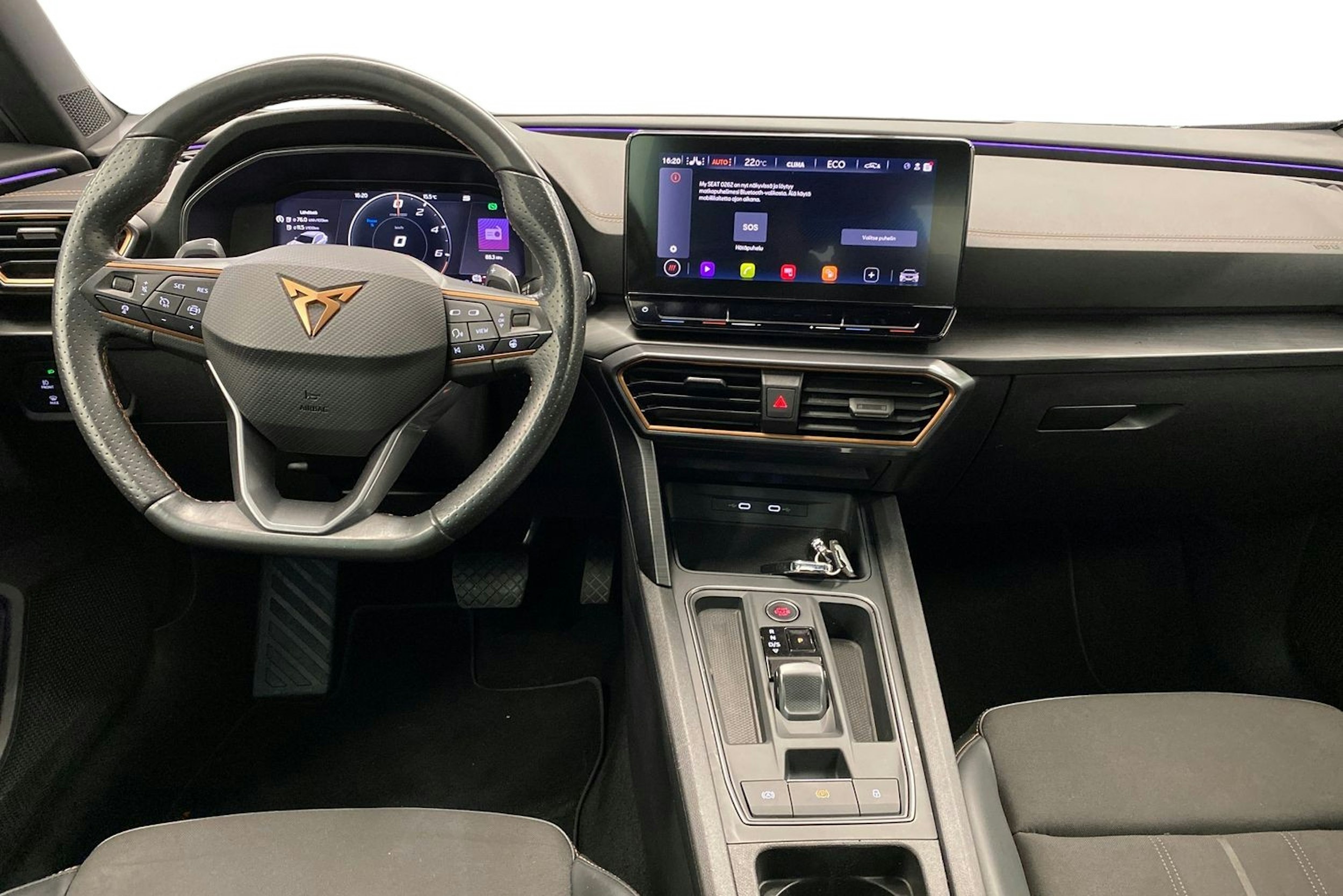 Harmaa CUPRA Formentor 2021 kuva 7.