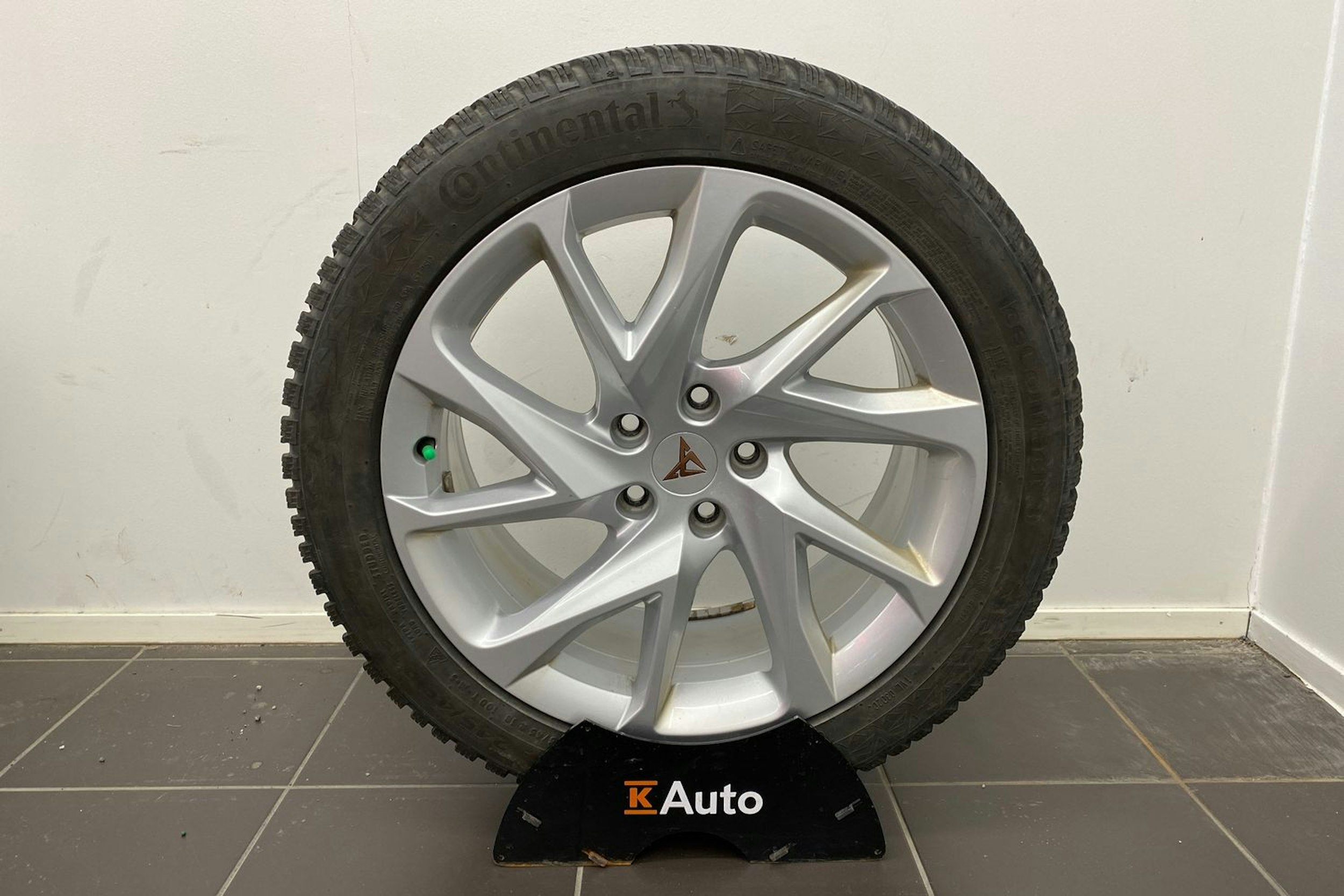 Harmaa CUPRA Formentor 2021 kuva 10.