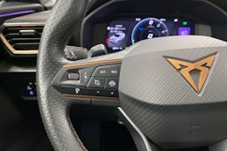 Harmaa CUPRA Formentor 2021 kuva 13.
