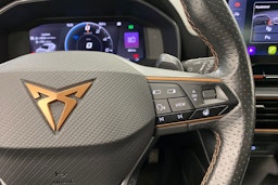 Harmaa CUPRA Formentor 2021 kuva 14.