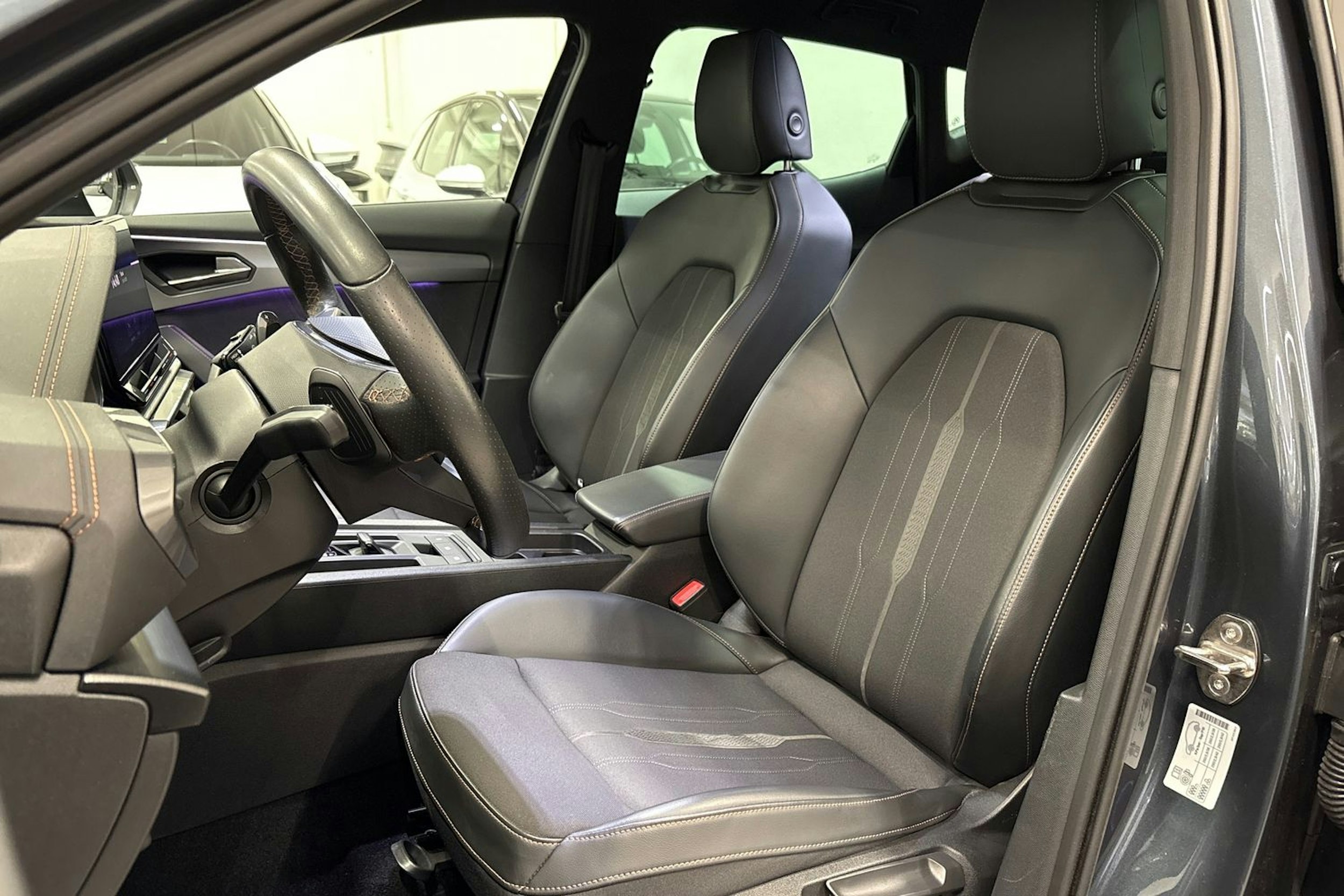 harmaa CUPRA Formentor 2021 kuva 11.