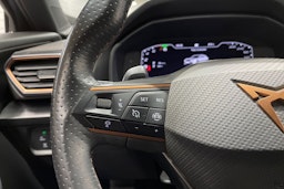 harmaa CUPRA Formentor 2021 kuva 23.